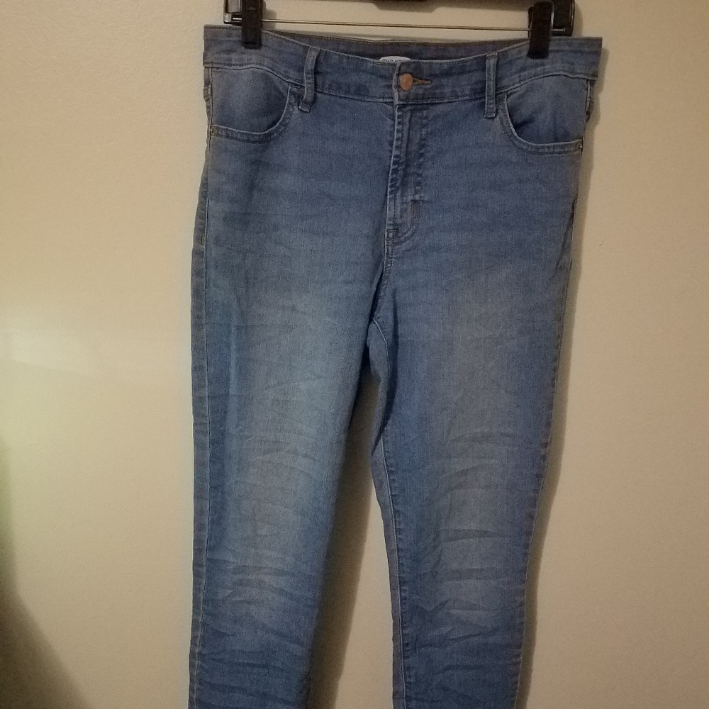 Old Navy light wash Super Skinny size 10 tall